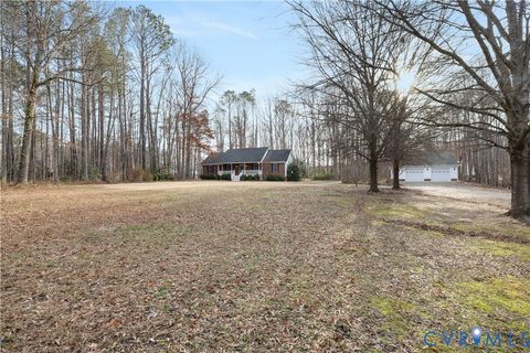 Tiny photo for 9281 Forestdale DR Dr, Amelia Courthouse, VA 23002 (MLS # 2604827)