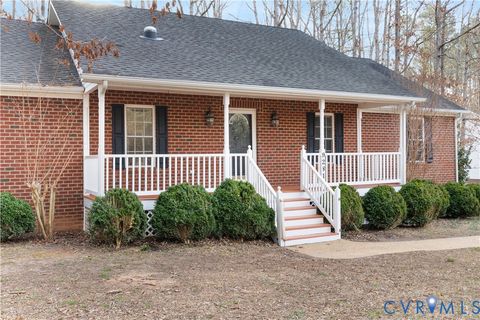Tiny photo for 9281 Forestdale DR Dr, Amelia Courthouse, VA 23002 (MLS # 2604827)