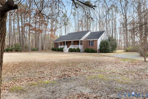 Tiny photo for 9281 Forestdale DR Dr, Amelia Courthouse, VA 23002 (MLS # 2604827)