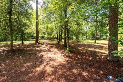 5401 Upp St Chesterfield VA 23234