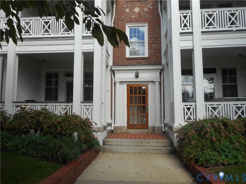 Tiny photo for 2400 Lakeview Avenue #U8, Richmond, VA 23220 (MLS # 2627743)