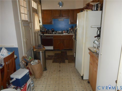 Tiny photo for 2400 Lakeview Avenue #U8, Richmond, VA 23220 (MLS # 2627743)