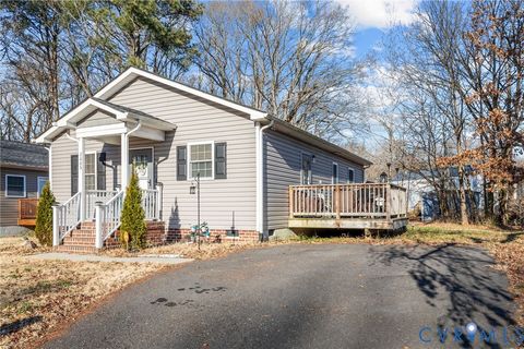 Tiny photo for 2005 Dublin Street, Hopewell, VA 23860 (MLS # 2600503)