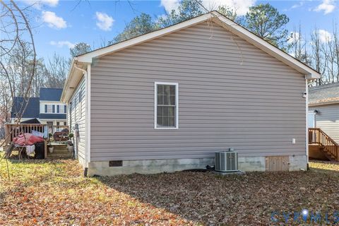 Tiny photo for 2005 Dublin Street, Hopewell, VA 23860 (MLS # 2600503)