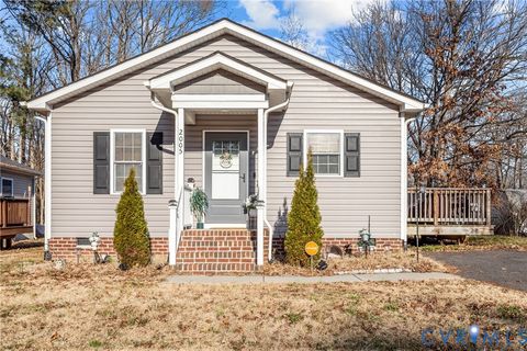 Photo of 2005 Dublin Street, Hopewell, VA 23860 (MLS # 2600503)