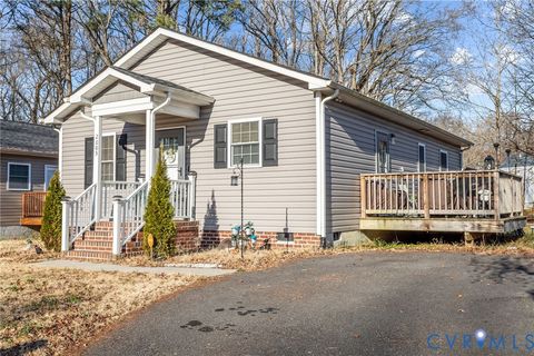 Tiny photo for 2005 Dublin Street, Hopewell, VA 23860 (MLS # 2600503)