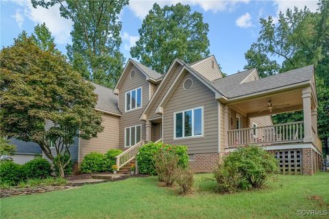 A home in North Chesterfield