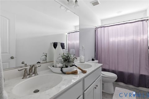 Tiny photo for 7455 Winding Jasmine Road, New Kent, VA 23141 (MLS # 2601794)