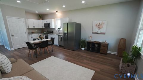Tiny photo for 310 N Carolina Avenue, Petersburg, VA 23803 (MLS # 2616231)