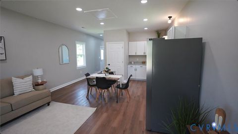 Tiny photo for 310 N Carolina Avenue, Petersburg, VA 23803 (MLS # 2616231)