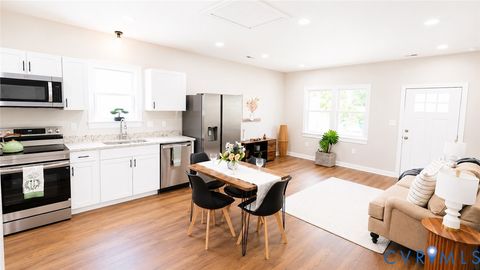 Tiny photo for 310 N Carolina Avenue, Petersburg, VA 23803 (MLS # 2616231)