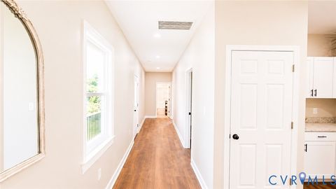 Tiny photo for 310 N Carolina Avenue, Petersburg, VA 23803 (MLS # 2616231)