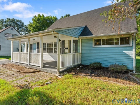 Photo of 6019 Westbourne Drive, Henrico, VA 23230 (MLS # 2624693)