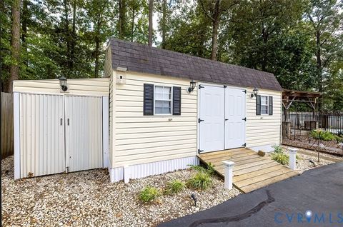 Tiny photo for 14007 Palomino Way, Chesterfield, VA 23112 (MLS # 2529383)