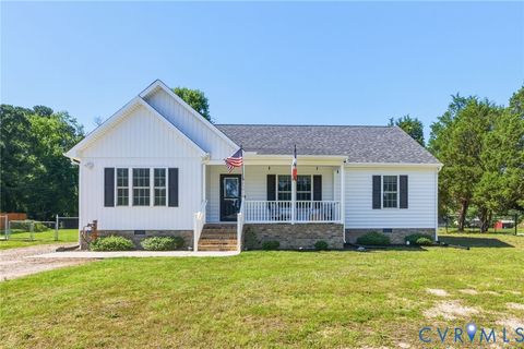 Photo of 25010 Stevens Avenue, North Dinwiddie, VA 23803 (MLS # 2615016)