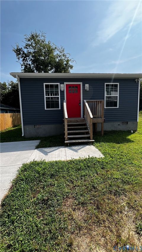 Tiny photo for 725 Wilson Street, Petersburg, VA 23803 (MLS # 2603042)