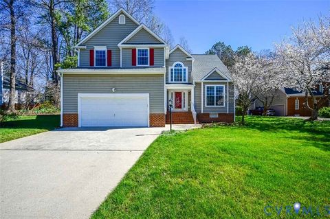 Photo of 11002 Seward Way, Mechanicsville, VA 23116 (MLS # 2605924)