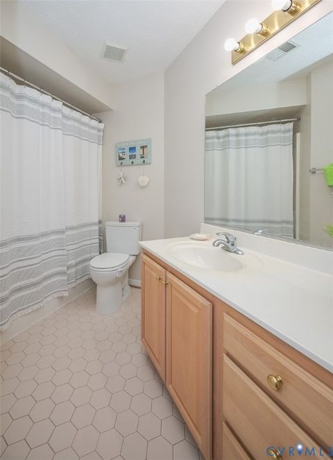 Tiny photo for 11002 Seward Way, Mechanicsville, VA 23116 (MLS # 2605924)