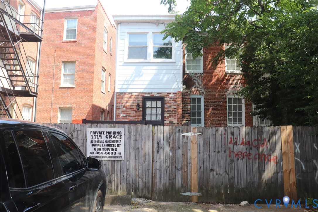 1119 W Grace Street