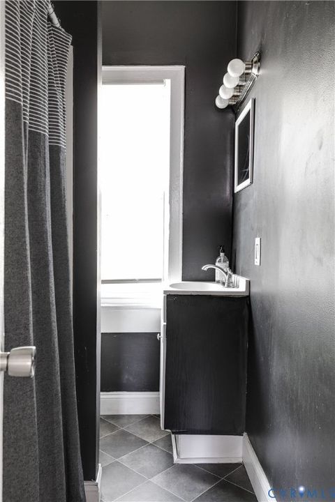 Tiny photo for 2910 Lawson Street, Richmond, VA 23224 (MLS # 2618237)