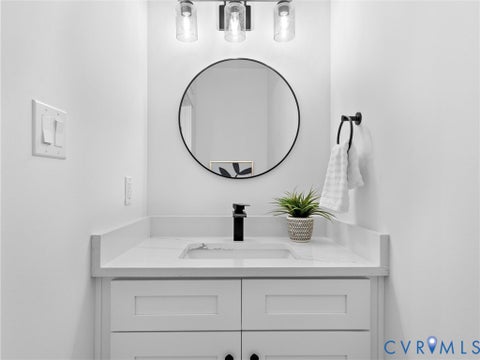 Tiny photo for 611 W Lancaster Road, Richmond, VA 23222 (MLS # 2626987)
