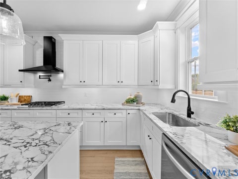 Tiny photo for 611 W Lancaster Road, Richmond, VA 23222 (MLS # 2626987)