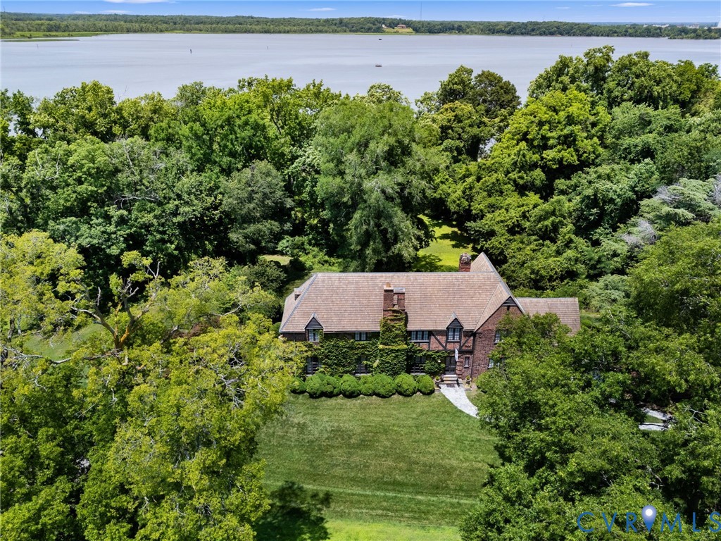 Photo 1 of 23 — 701 Appomattox Street, Hopewell, VA 23860