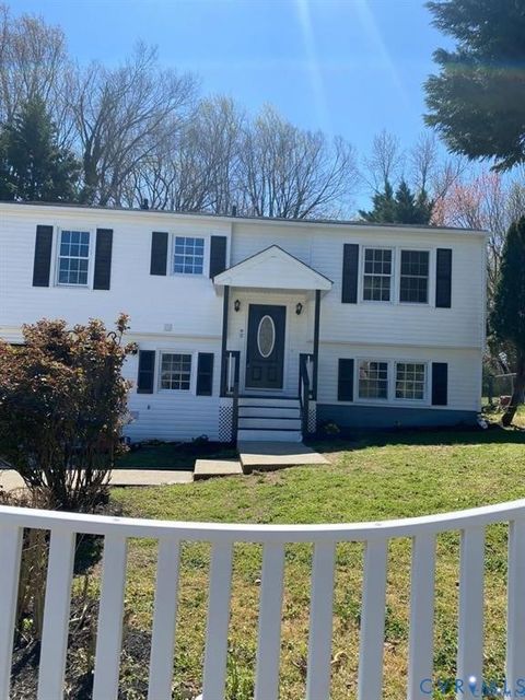 Tiny photo for 746 St John Street, Petersburg, VA 23803 (MLS # 2530102)