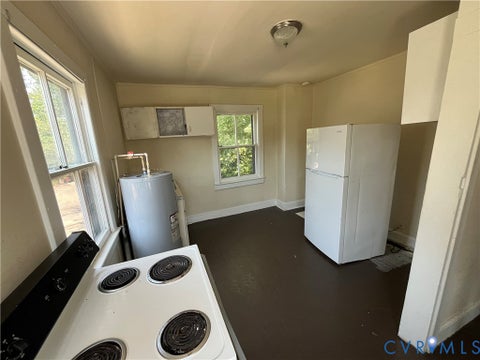 Tiny photo for 927 Farmer Street, Petersburg, VA 23803 (MLS # 2626969)