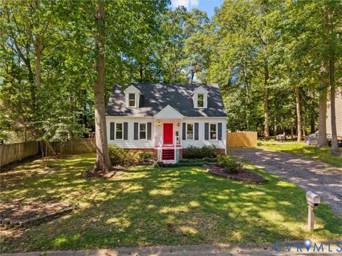 Photo of 7307 Velvet Antler Drive, Midlothian, VA 23112 (MLS # 2626368)