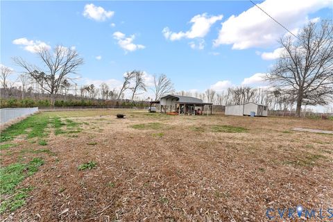 Tiny photo for 10885 Zilles Road, Dinwiddie, VA 23824 (MLS # 2602327)