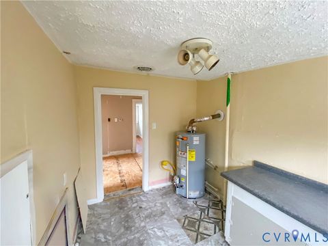 Tiny photo for 1500 Columbia Street, Richmond, VA 23224 (MLS # 2606391)