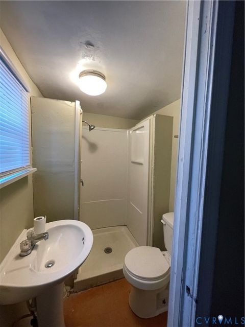 Tiny photo for 2514 Q Street, Richmond, VA 23223 (MLS # 2532270)