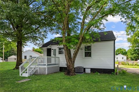 Tiny photo for 500 Cavalier Circle, Richmond, VA 23224 (MLS # 2616708)