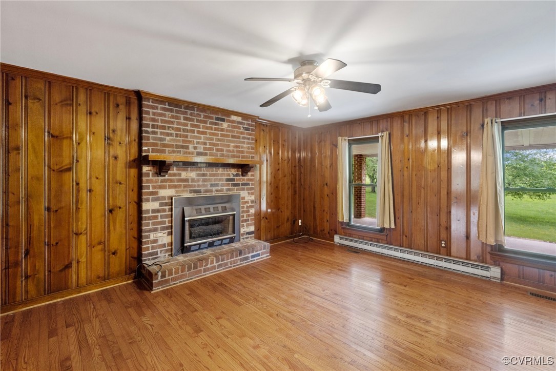 Cartersville, Virginia 23027, United States, 4 Bedrooms Bedrooms, ,3 BathroomsBathrooms,Residential,Pending,18188