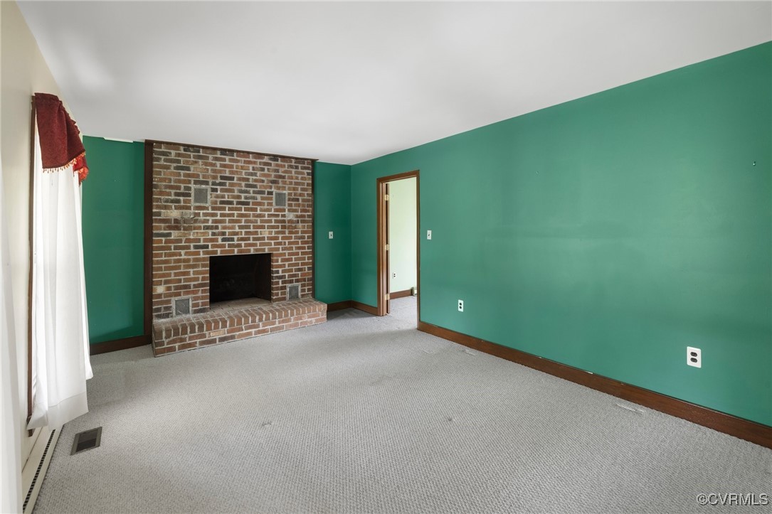 Cartersville, Virginia 23027, United States, 4 Bedrooms Bedrooms, ,3 BathroomsBathrooms,Residential,Pending,18188