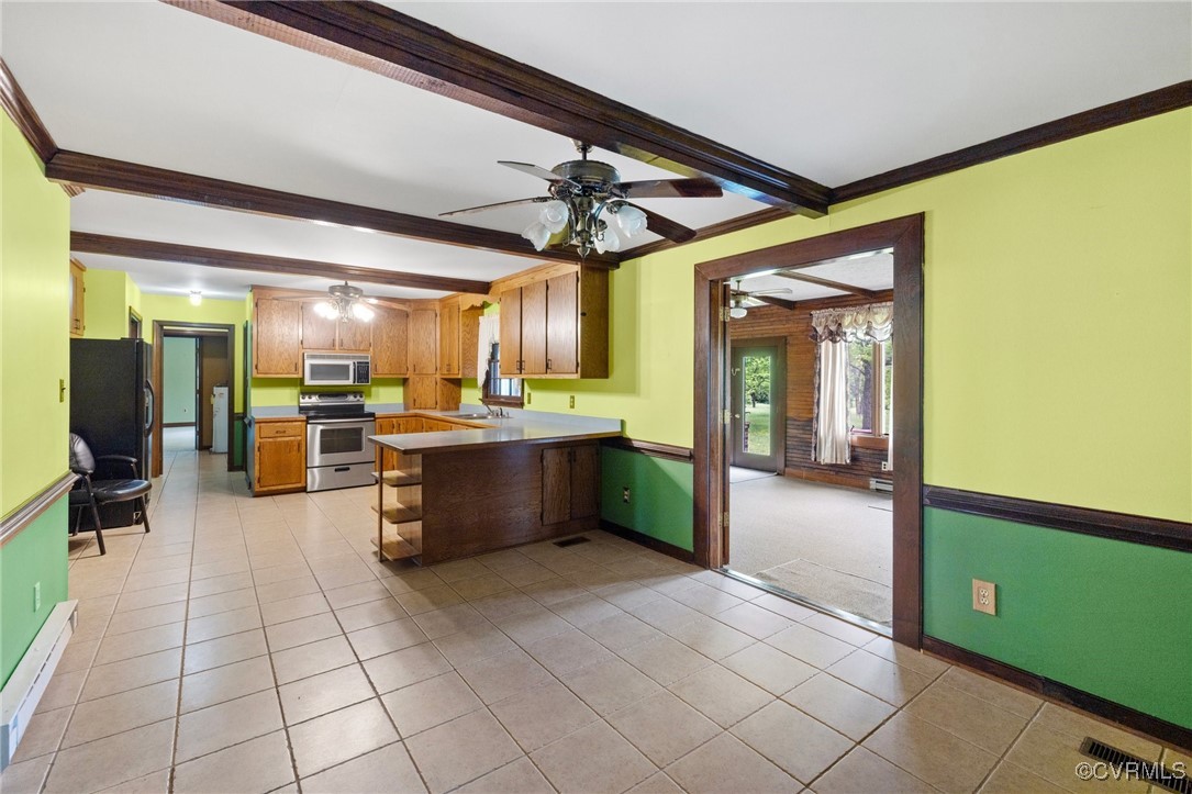 Cartersville, Virginia 23027, United States, 4 Bedrooms Bedrooms, ,3 BathroomsBathrooms,Residential,Pending,18188