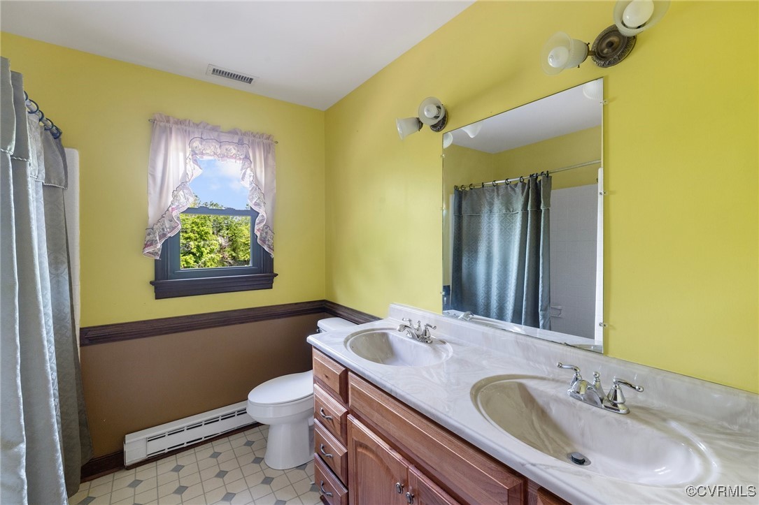 Cartersville, Virginia 23027, United States, 4 Bedrooms Bedrooms, ,3 BathroomsBathrooms,Residential,Pending,18188