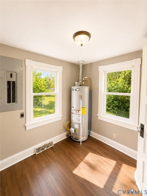 Tiny photo for 303 Cameron Avenue, Colonial Heights, VA 23834 (MLS # 2623443)