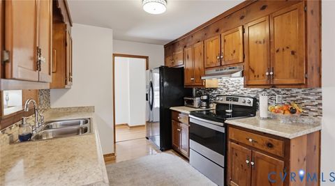 Tiny photo for 9732 Ladue Road, North Chesterfield, VA 23237 (MLS # 2603401)