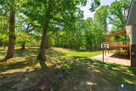 Tiny photo for 8901 Green Street, Amelia Courthouse, VA 23002 (MLS # 2605103)