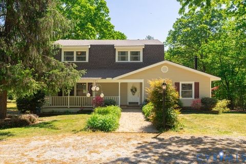 Photo of 8901 Green Street, Amelia Courthouse, VA 23002 (MLS # 2605103)