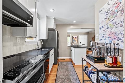 Tiny photo for 4807 Patterson Avenue, Richmond, VA 23226 (MLS # 2613138)