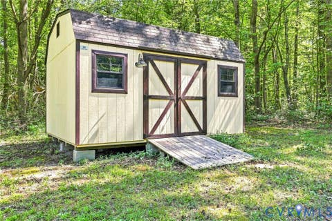 Tiny photo for 85 Columbia Road, Cartersville, VA 23027 (MLS # 2622927)