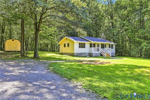 Tiny photo for 85 Columbia Road, Cartersville, VA 23027 (MLS # 2622927)