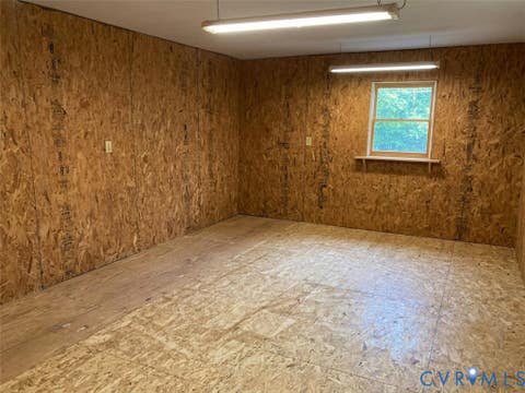 Tiny photo for 5 Jamesview Circle, Smithfield, VA 23430 (MLS # 2616037)