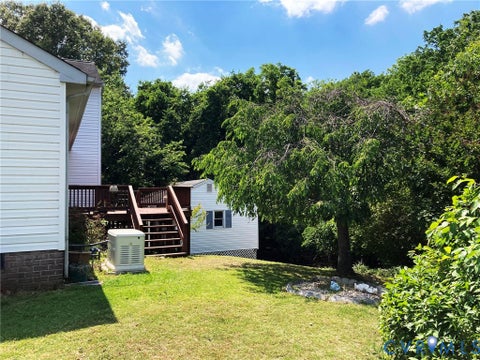 Tiny photo for 5 Jamesview Circle, Smithfield, VA 23430 (MLS # 2616037)