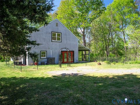 Tiny photo for 4177 Rolling Road, Scottsville, VA 24590 (MLS # 2611090)