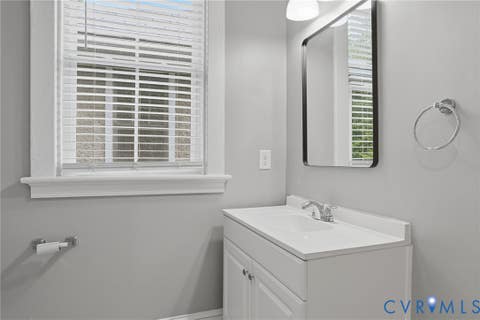 Tiny photo for 3110 3rd Avenue, Richmond, VA 23222 (MLS # 2621033)