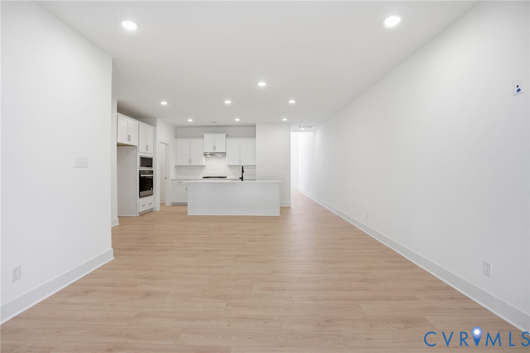 6800 Oasis Breeze Lane